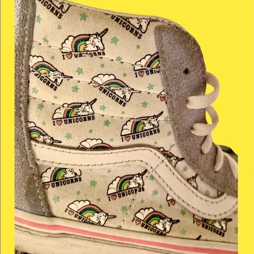 Vans I Love Unicorns Rainbow Mid Zip From Heel Cute Girls Shoes Size 2.5.